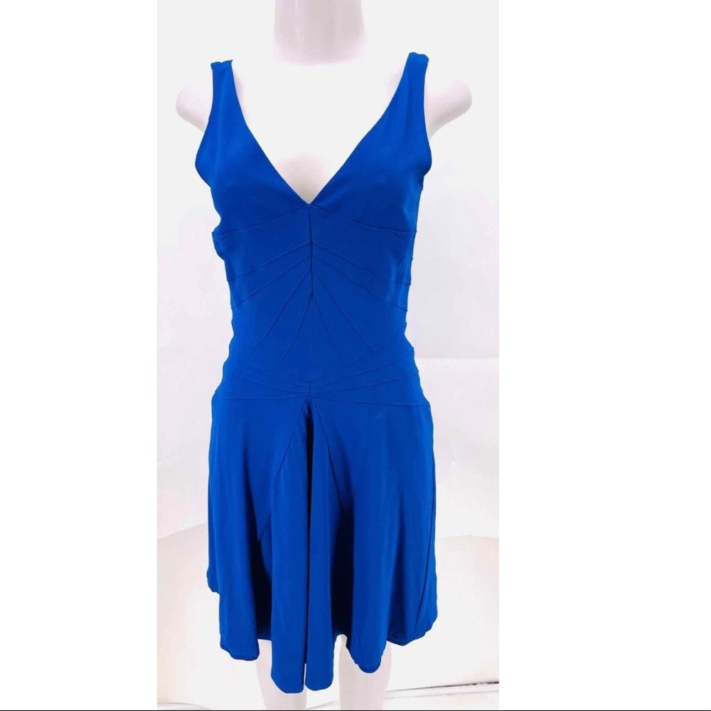 🎯 SOLD🎯 
💕 ZAC POSEN VIBRANT BLUE SLEEVELESS DRESS - NWT💕